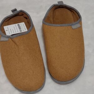 Slippers shoes for men size 9